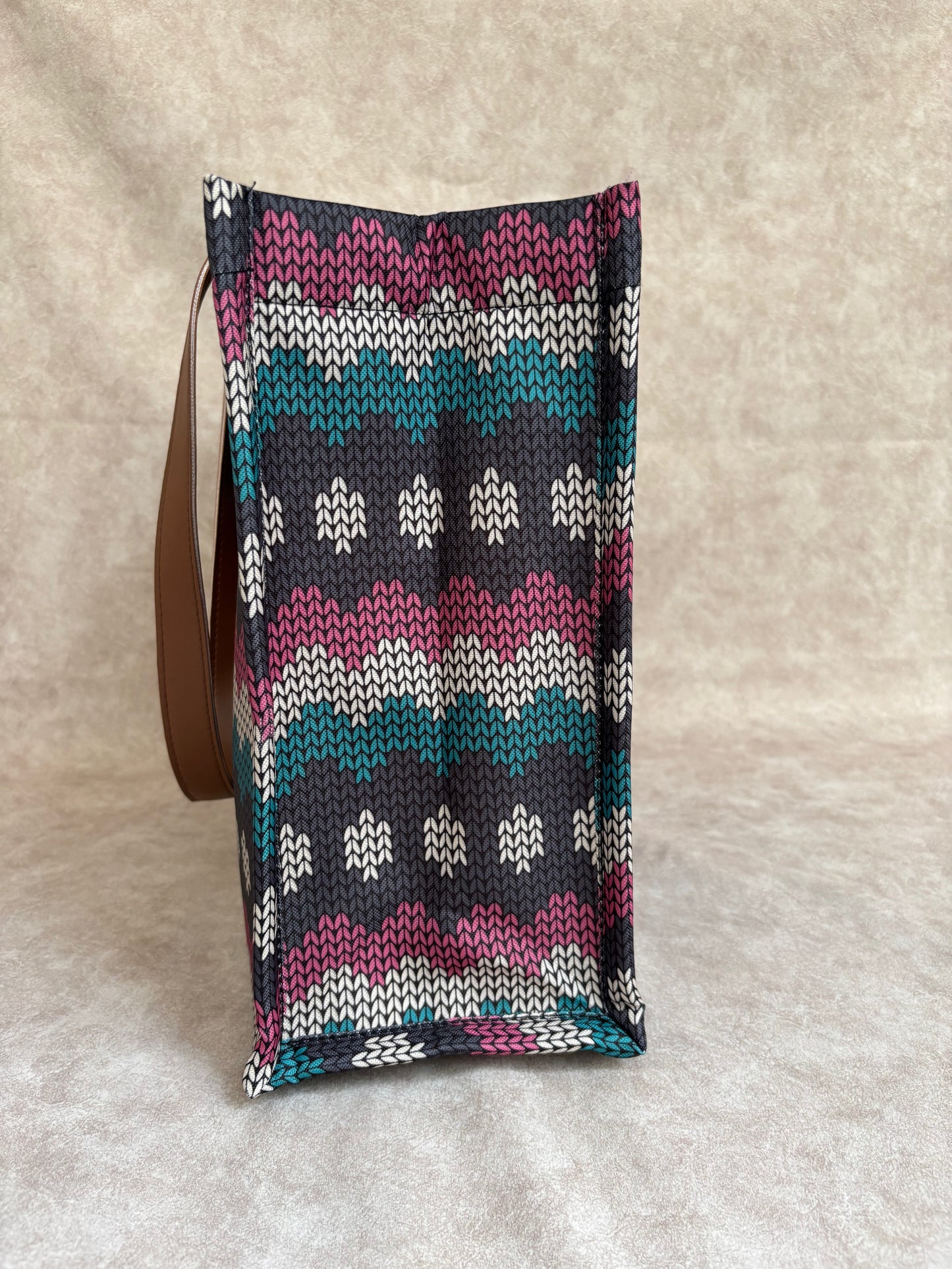 Box Tote - Knitted Weave