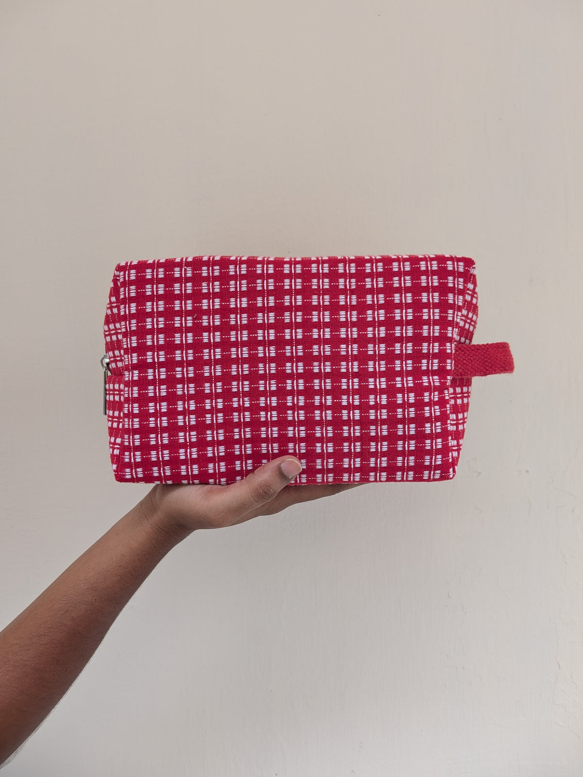 Vanity Pouch – Red Checks